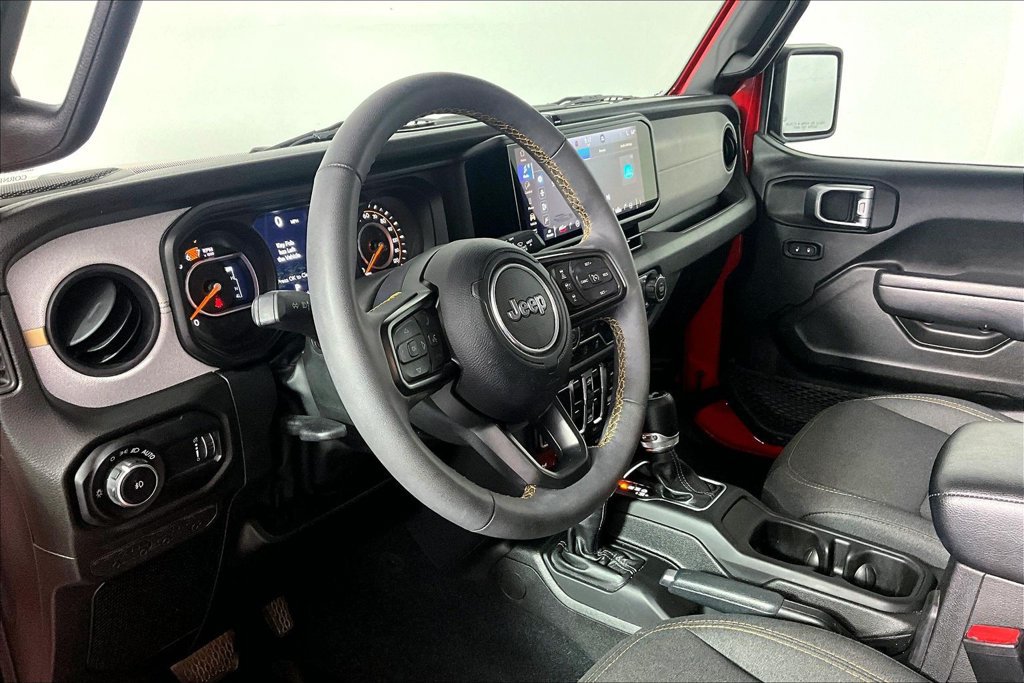 Used 2024 Jeep Wrangler Unlimited Sport AWD/4WD image 13