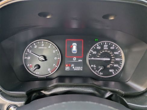 Used 2024 Subaru Outback Premium image 17