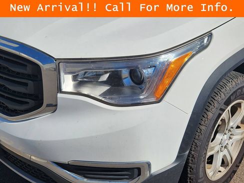 Used 2017 GMC Acadia SLE FWD image 5