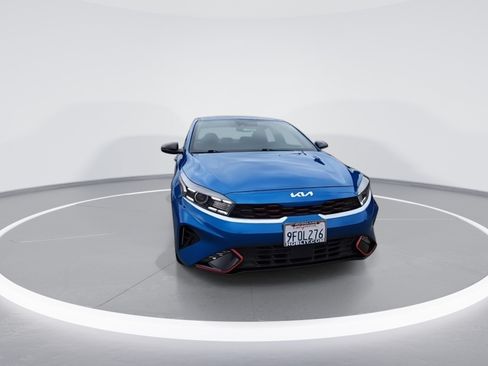 Used 2023 Kia Forte GT-Line w/ GT-Line Premium Package FWD image 3