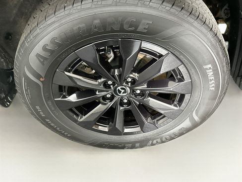 Used 2025 MAZDA CX-50 2.5 Hybrid w/ Preferred Pkg AWD/4WD image 11