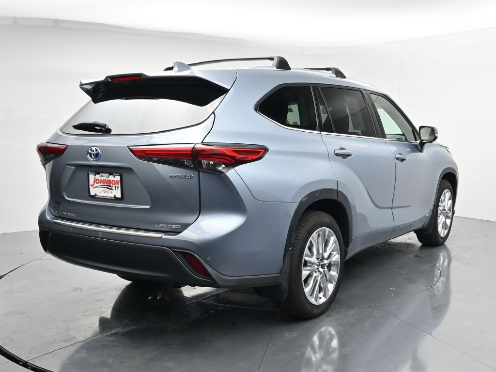 Used 2023 Toyota Highlander Limited AWD/4WD image 7