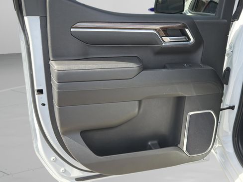 Used 2023 Chevrolet Silverado 1500 LT Trail Boss w/ Protection Package image 22