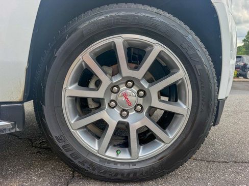 Used 2018 GMC Yukon XL Denali RWD image 28