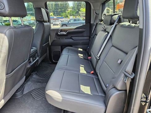Used 2024 Chevrolet Silverado 1500 RST AWD/4WD image 6