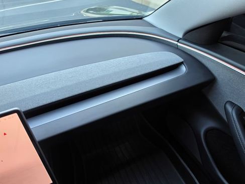 Used 2025 Tesla Model 3 Long Range RWD image 35