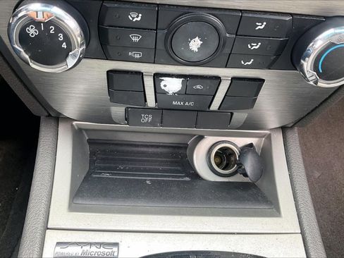 Used 2011 Ford Fusion SE w/ 201A Rapid Spec Order Code FWD image 31