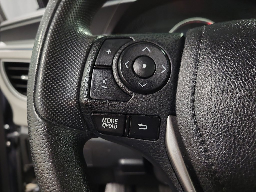 Used 2014 Toyota Corolla LE FWD image 22