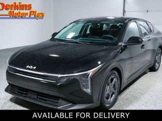 Used 2025 Kia K4 FWD video 1