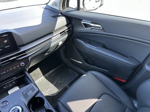 New 2026 Kia Sportage EX AWD/4WD image 12