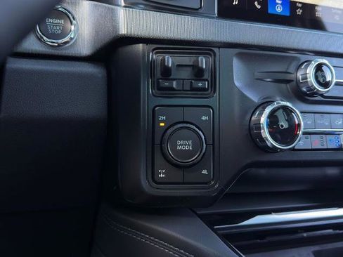 New 2026 Ford F250 Platinum image 12