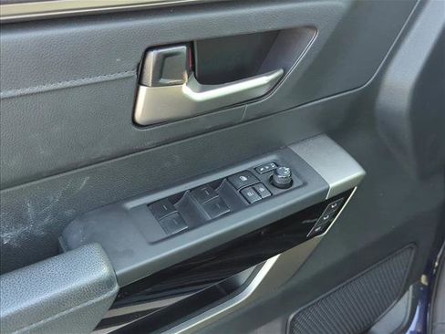 Used 2023 Toyota Tundra Limited image 11