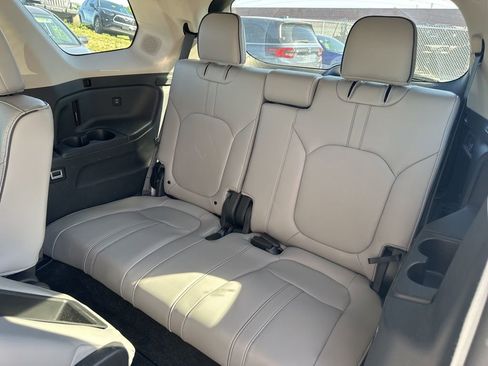 Used 2024 Honda Pilot Elite image 15