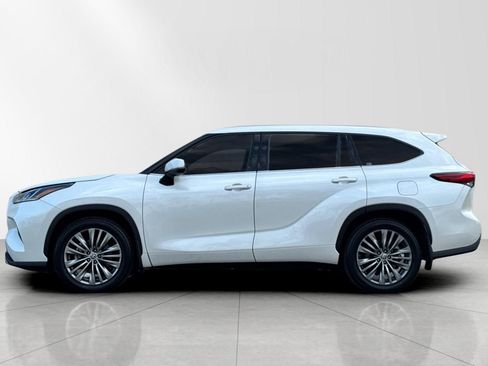 Used 2020 Toyota Highlander Platinum image 7