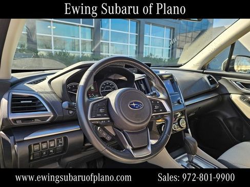 Used 2024 Subaru Forester Premium image 6