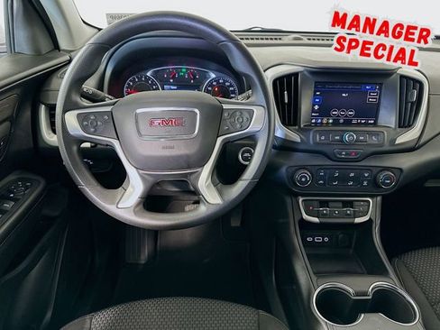 Used 2024 GMC Terrain SLE image 22