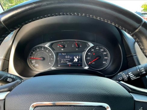 Used 2020 GMC Terrain SLE FWD image 21