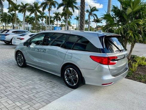 Used 2023 Honda Odyssey Elite image 4