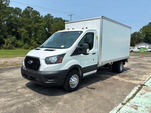 Used 2024 Ford Transit 350 RWD image 7