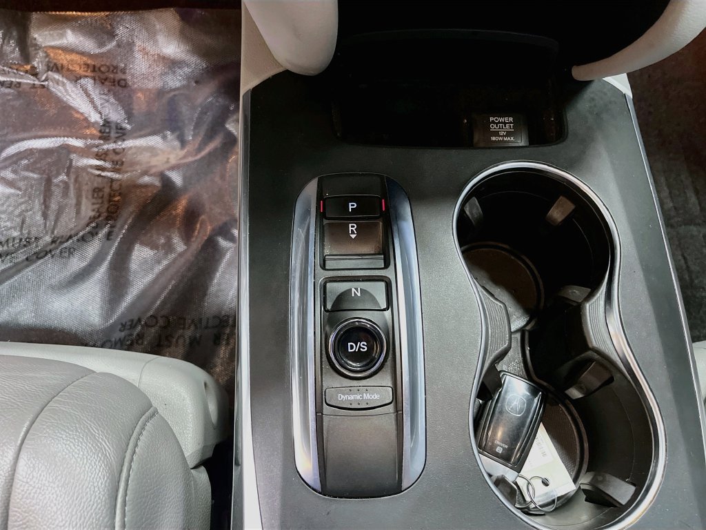 Used 2018 Acura MDX SH-AWD image 16