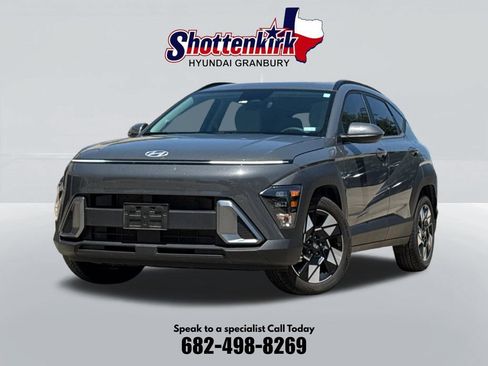 Used 2025 Hyundai Kona SEL FWD image 1