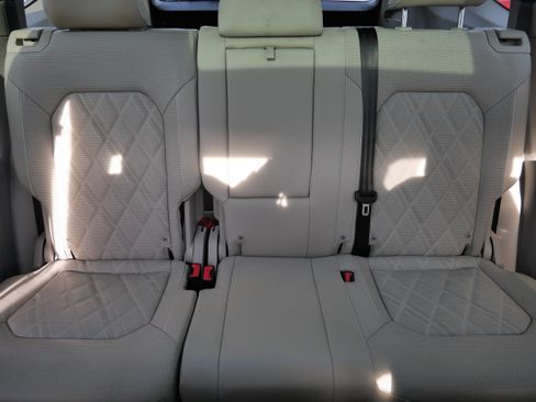 Certified 2024 Volkswagen Atlas SEL Premium R-Line image 13