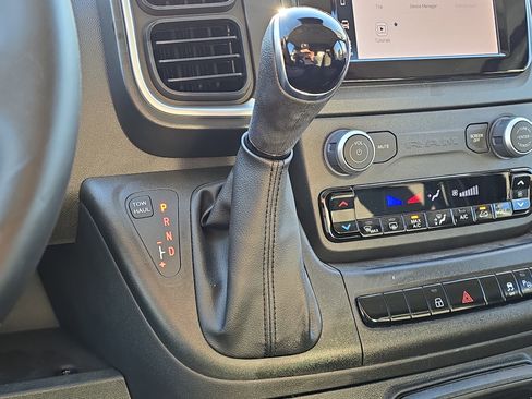 Used 2025 RAM ProMaster 2500 w/ Quick Order Package 22G SLT image 22