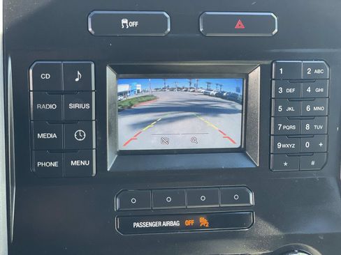 Used 2016 Ford F150 XLT image 8