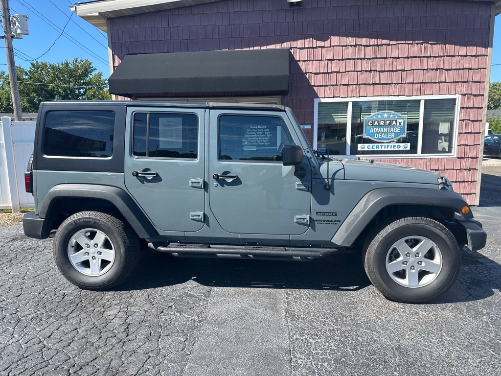 Used 2014 Jeep Wrangler Unlimited Sport w/ Quick Order Package 24S AWD/4WD image 6