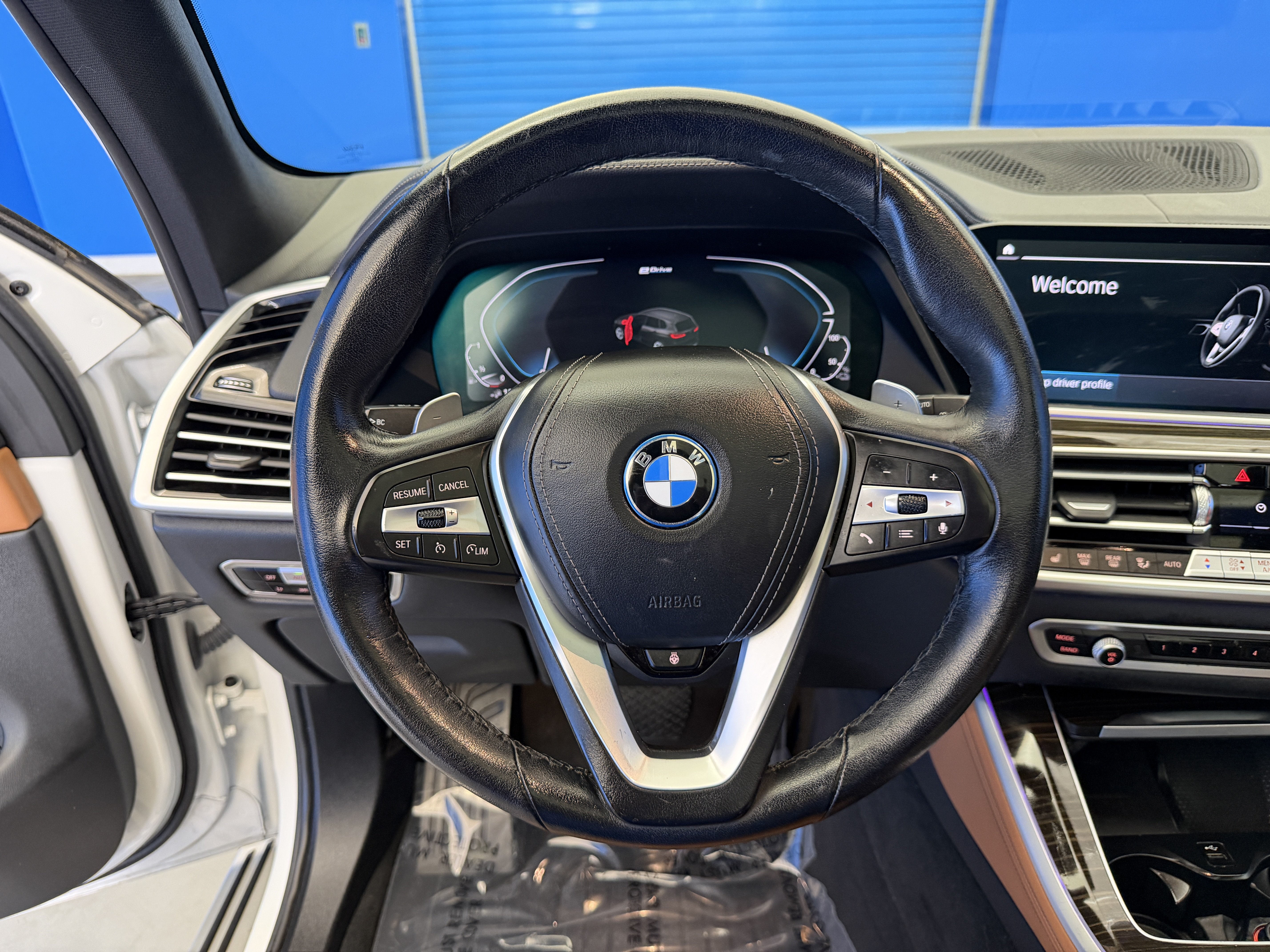 Used 2023 BMW X5 xDrive45e AWD/4WD image 16