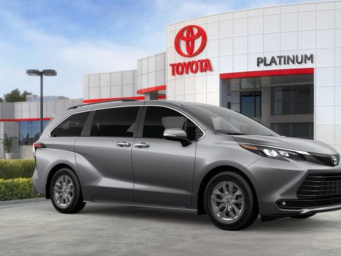 New 2026 Toyota Sienna XLE FWD image 14