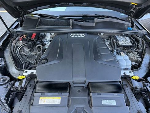 Used 2021 Audi Q7 2.0T Premium w/ Convenience Package AWD/4WD image 15