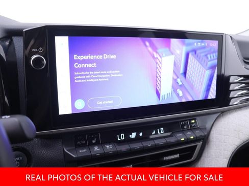 Certified 2025 Toyota Camry XLE FWD image 8
