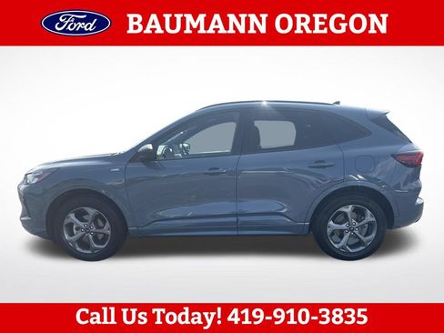 Used 2023 Ford Escape ST-Line w/ Tech Pack #1 AWD/4WD image 6