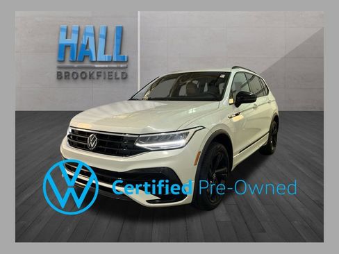 Certified 2024 Volkswagen Tiguan SE R-Line w/ MDO Package, Two-Row image 1