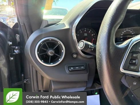 Used 2017 Chevrolet Camaro LT RWD image 14