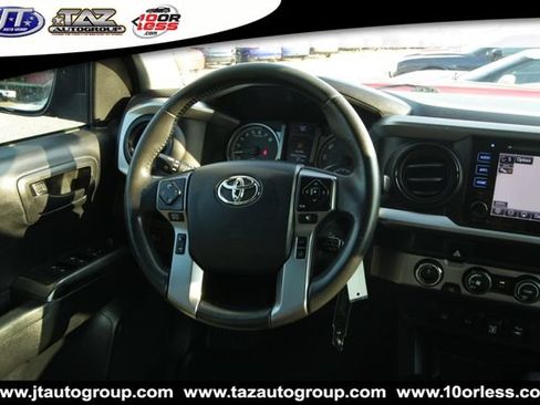 Used 2019 Toyota Tacoma SR5 AWD/4WD image 19