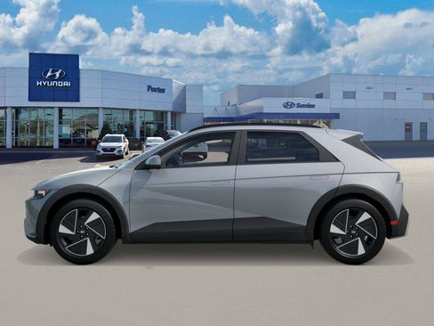 New 2025 Hyundai Ioniq 5 SEL image 3