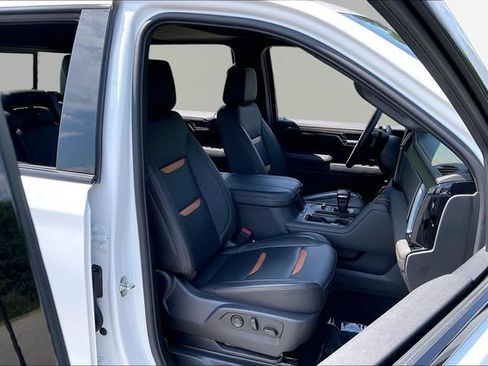 Used 2026 GMC Sierra 1500 AT4 w/ AT4 Premium Package AWD/4WD image 20