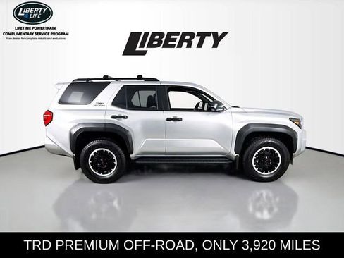 Used 2025 Toyota 4Runner TRD Off-Road Premium image 8