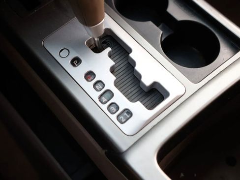 Used 2013 Nissan Armada Platinum image 42