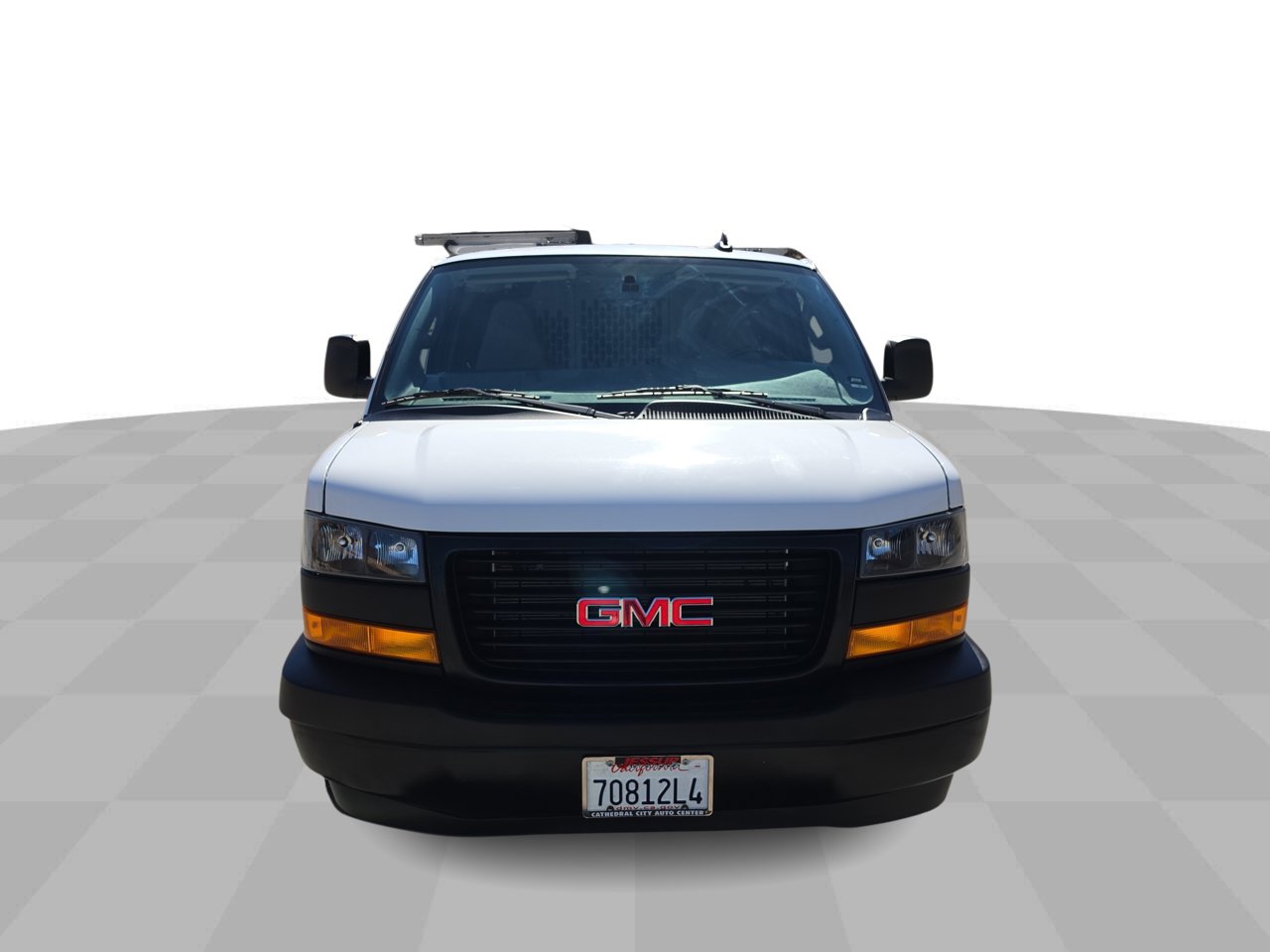Used 2024 GMC Savana 2500 w/ Driver Convenience Package RWD image 3