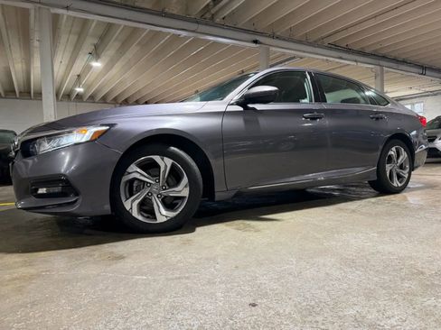 Used 2018 Honda Accord EX-L image 2
