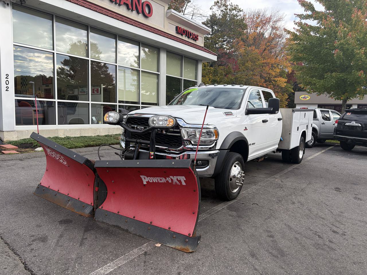 Used 2019 RAM 5500 Tradesman w/ Electrical Accessory Group AWD/4WD image 2