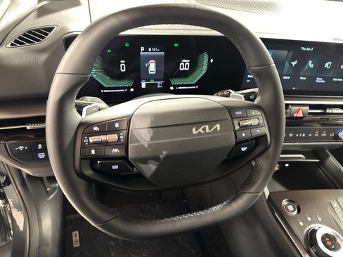 Certified 2026 Kia Sportage S AWD/4WD image 23