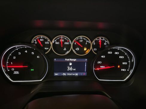 Used 2021 Chevrolet Tahoe Z71 w/ Rear Media and Nav Package image 18