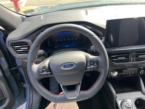 Used 2024 Ford Escape ST-Line w/ Tech Pack #1 image 17