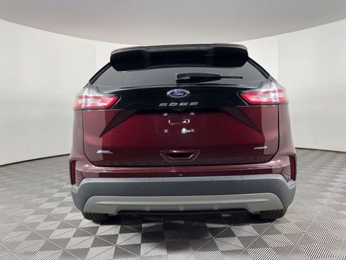 Used 2024 Ford Edge SEL image 7