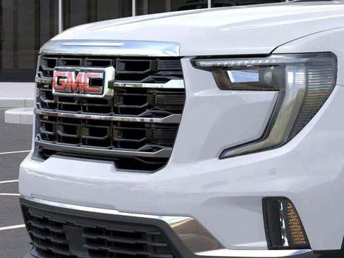 Used 2026 GMC Acadia Elevation w/ Elevation Premium Package AWD/4WD image 95