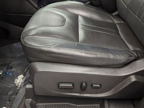 Used 2013 Ford Escape Titanium w/ Parking Technology Pkg image 11